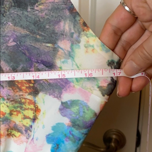 Colorful spring time dress - Picture 6 of 8